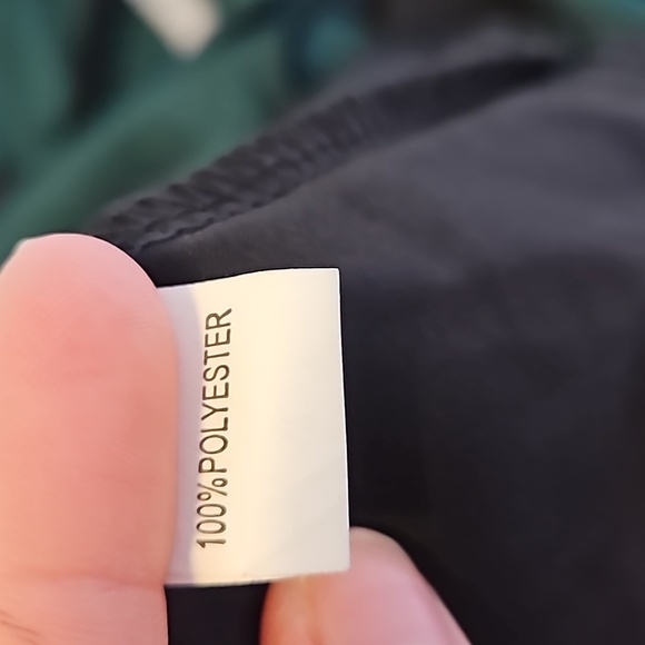 Green And Black Tunic Size 2XL - Picture 9 of 9